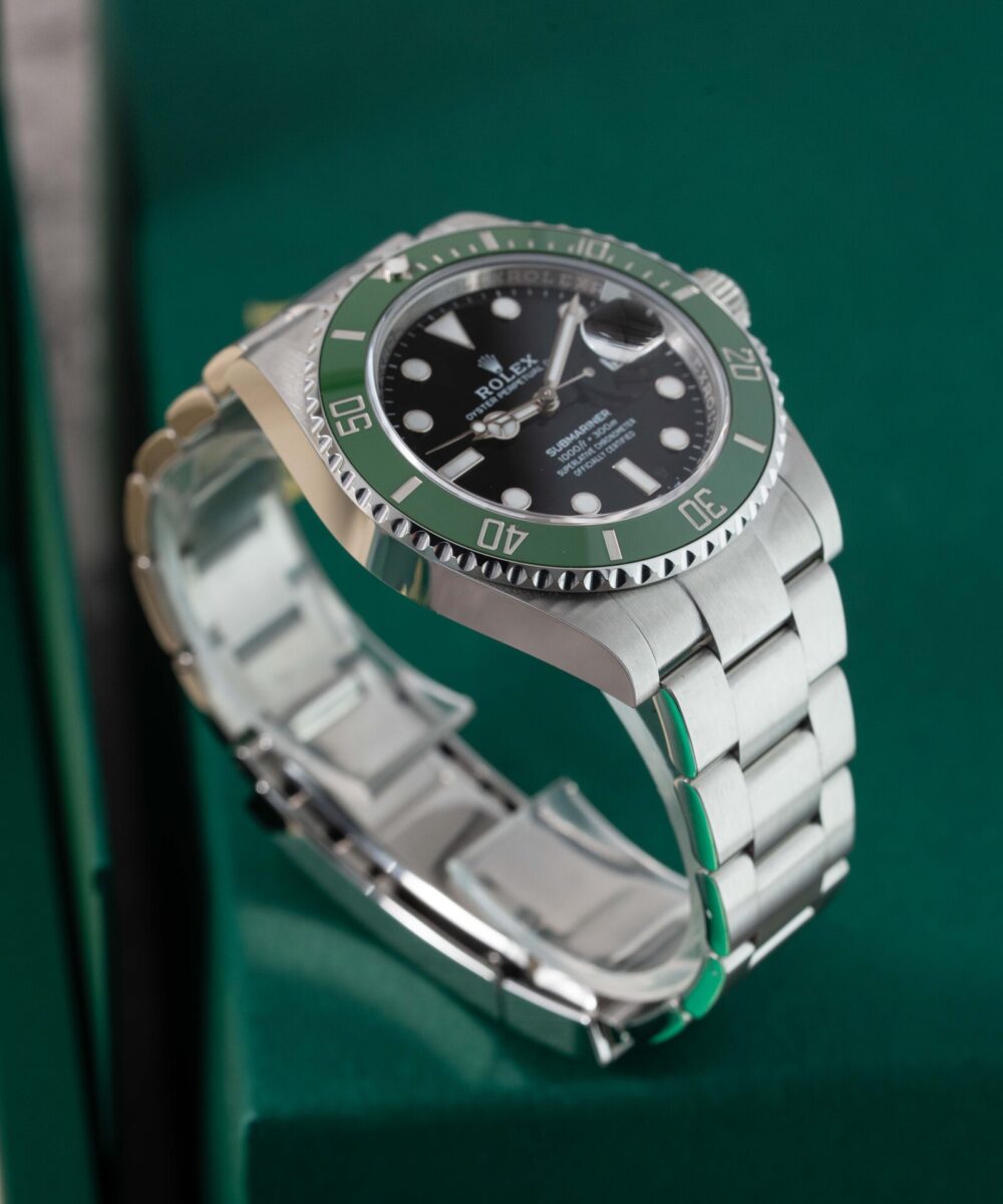rolex-submariner-126610lv-3